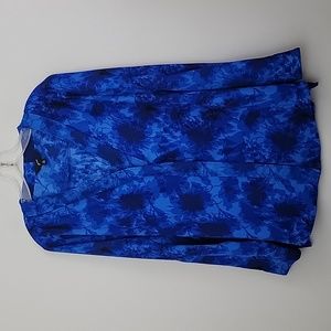 GNW Blue & Black Artsy Print Tab Sleeves Top XL